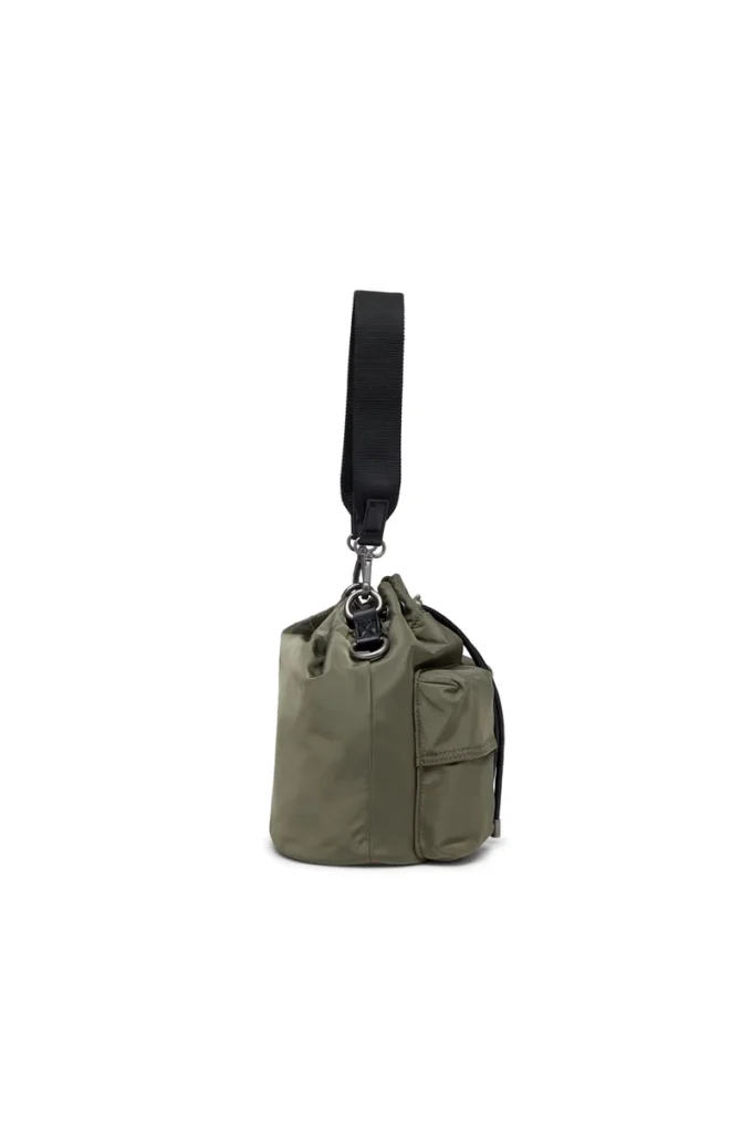 multi-pkts bucket x Multi-Pkts-Multipocket bucketväska i praktiskt skal multi-pkts bucket x Multi-Pkts-Multipocket bucketväska i praktiskt skal