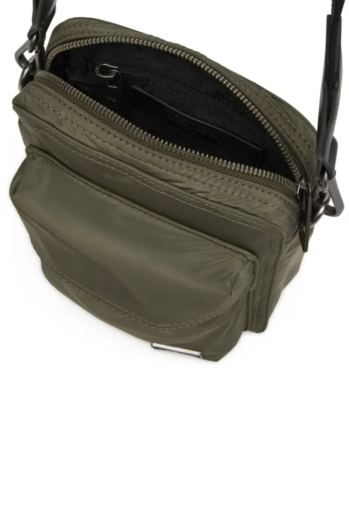multi-pkts crossbody x Multi-Pkts-Crossbody-väska i praktiskt skal