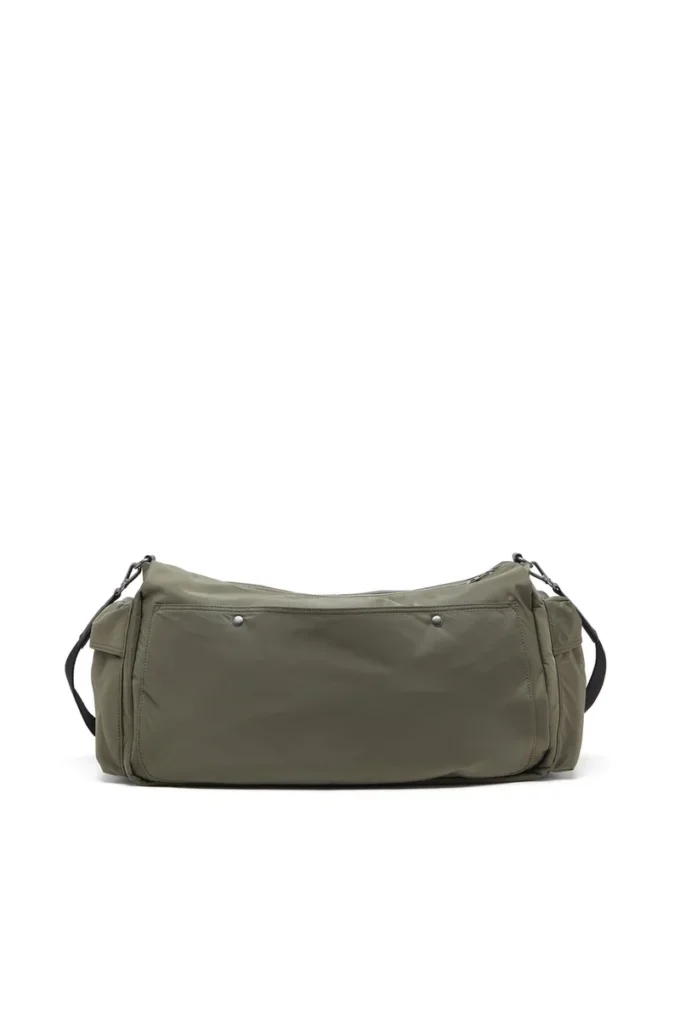 multi-pkts duffle x Multi-Pkts-Multipocket duffelväska i praktiskt skal