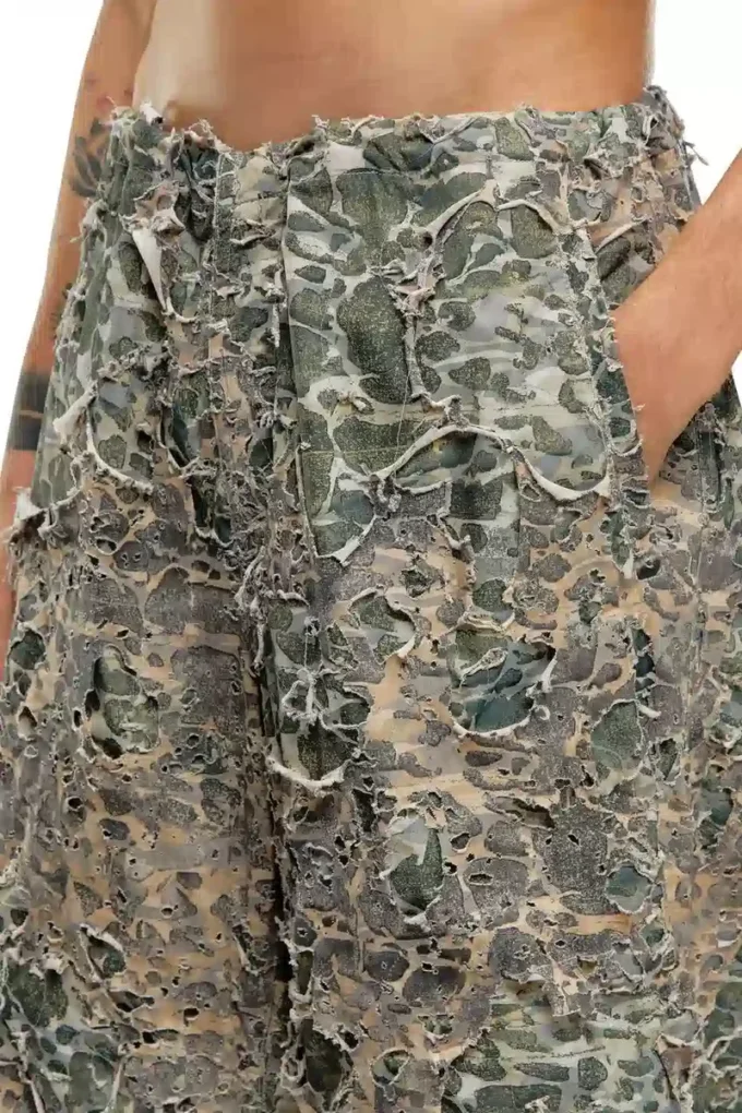 p-hokney Camo-byxor med sliten finish p-hokney Camo-byxor med sliten finish