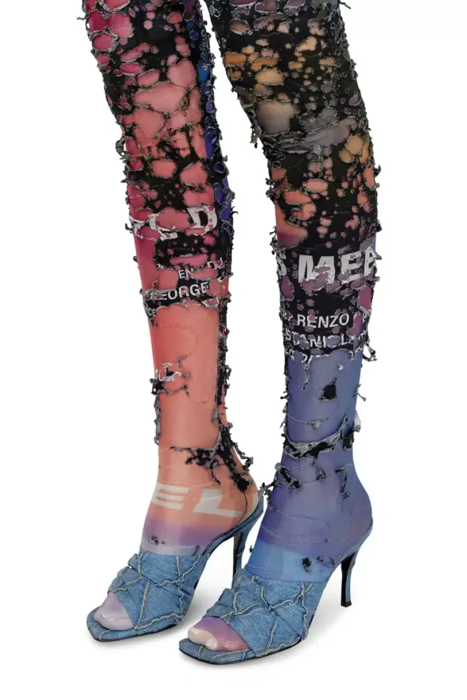 p-koll-dev Slitna tights med filmtryck p-koll-dev Slitna tights med filmtryck