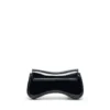 play crossbody xs Play-Small crossbody-väska i glansig PU