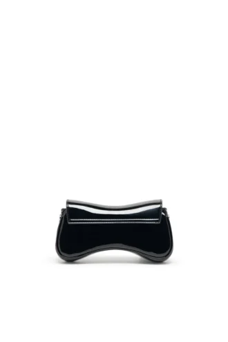 play crossbody xs Play-Small crossbody-väska i glansig PU