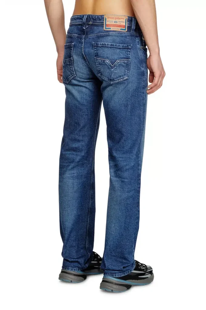 regular jeans 1985 larkee 09l51 Hitta närmaste butik