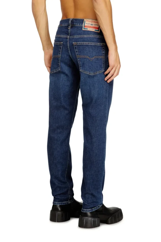regular jeans 2023 d-finitive 0adbg Hitta närmaste butik regular jeans 2023 d-finitive 0adbg Hitta närmaste butik