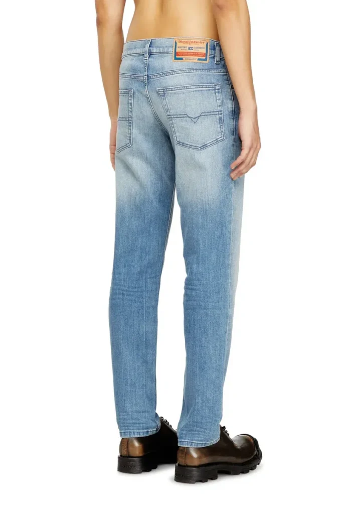 regular jeans 2023 d-finitive 0grdi Hitta närmaste butik regular jeans 2023 d-finitive 0grdi Hitta närmaste butik