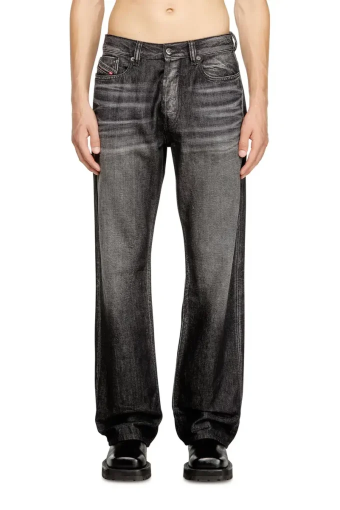 relaxed jeans 1980 d-eeper 09m63 Hitta närmaste butik relaxed jeans 1980 d-eeper 09m63 Hitta närmaste butik