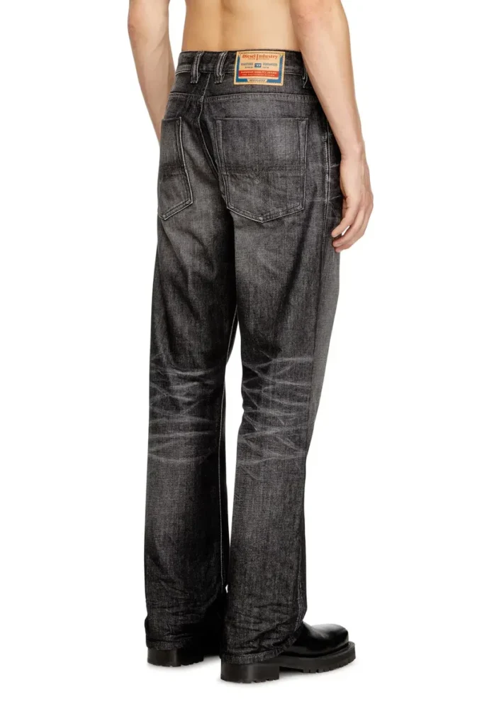 relaxed jeans 1980 d-eeper 09m63 Hitta närmaste butik relaxed jeans 1980 d-eeper 09m63 Hitta närmaste butik