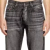 relaxed jeans 1980 d-eeper 09m63 Hitta närmaste butik relaxed jeans 1980 d-eeper 09m63 Hitta närmaste butik