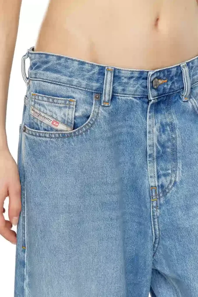 relaxed jeans 1996 d-sire 09i29 Hitta närmaste butik