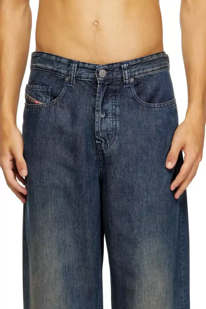 relaxed jeans 2001 d-macro 068td Hitta närmaste butik relaxed jeans 2001 d-macro 068td Hitta närmaste butik