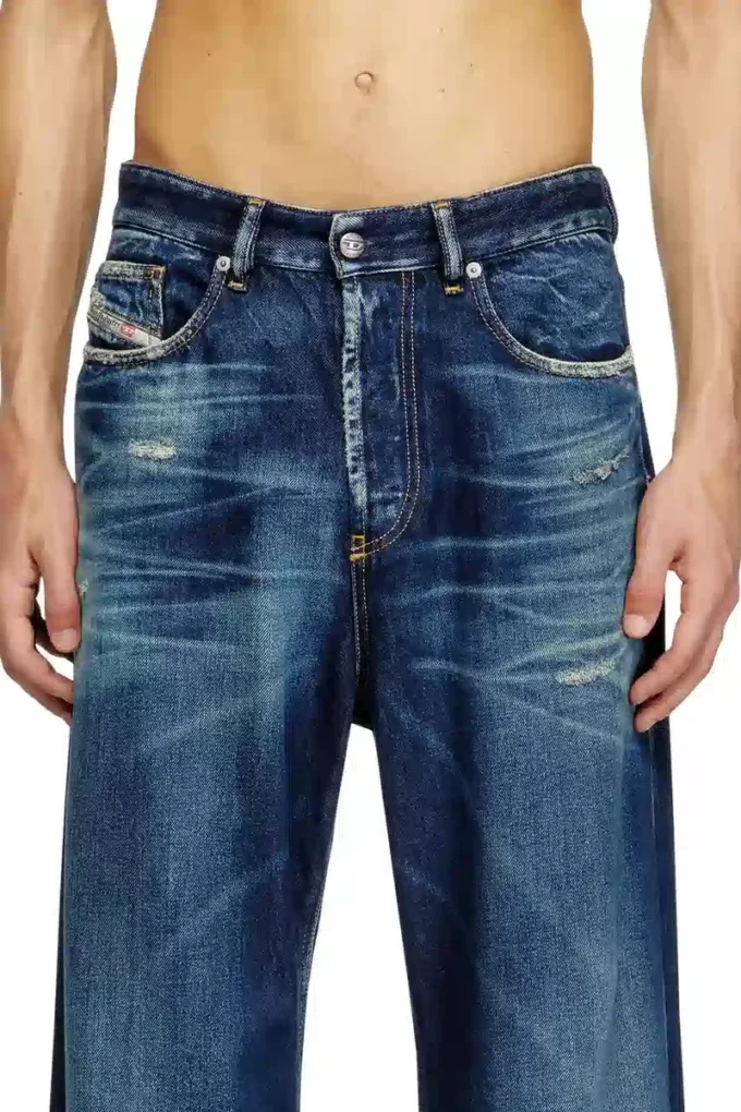 relaxed jeans d-rise 09m06 Hitta närmaste butik relaxed jeans d-rise 09m06 Hitta närmaste butik
