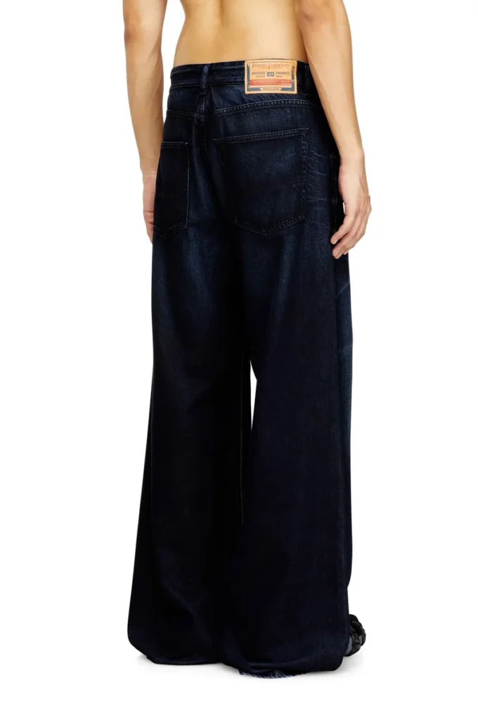 relaxed jeans d-rise 09n21 Hitta närmaste butik relaxed jeans d-rise 09n21 Hitta närmaste butik