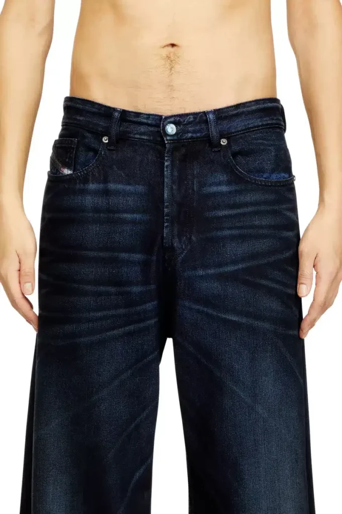 relaxed jeans d-rise 09n21 Hitta närmaste butik relaxed jeans d-rise 09n21 Hitta närmaste butik