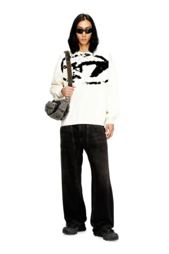 s-boxt-n5 Sweatshirt med slitna flockade logotyper