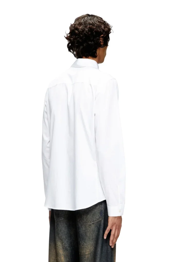 s-fitty-qfav Skjorta med broderad oval D