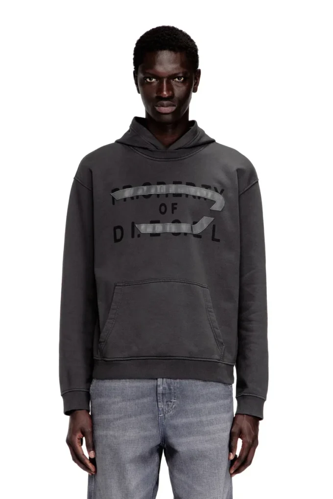 s-norman-hood Hoodie i bomull med D-applikation s-norman-hood Hoodie i bomull med D-applikation