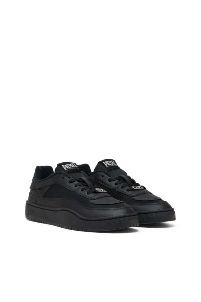 s-oval skate low S-Oval Skate – Lädersneakers med tygpaneler s-oval skate low S-Oval Skate – Lädersneakers med tygpaneler