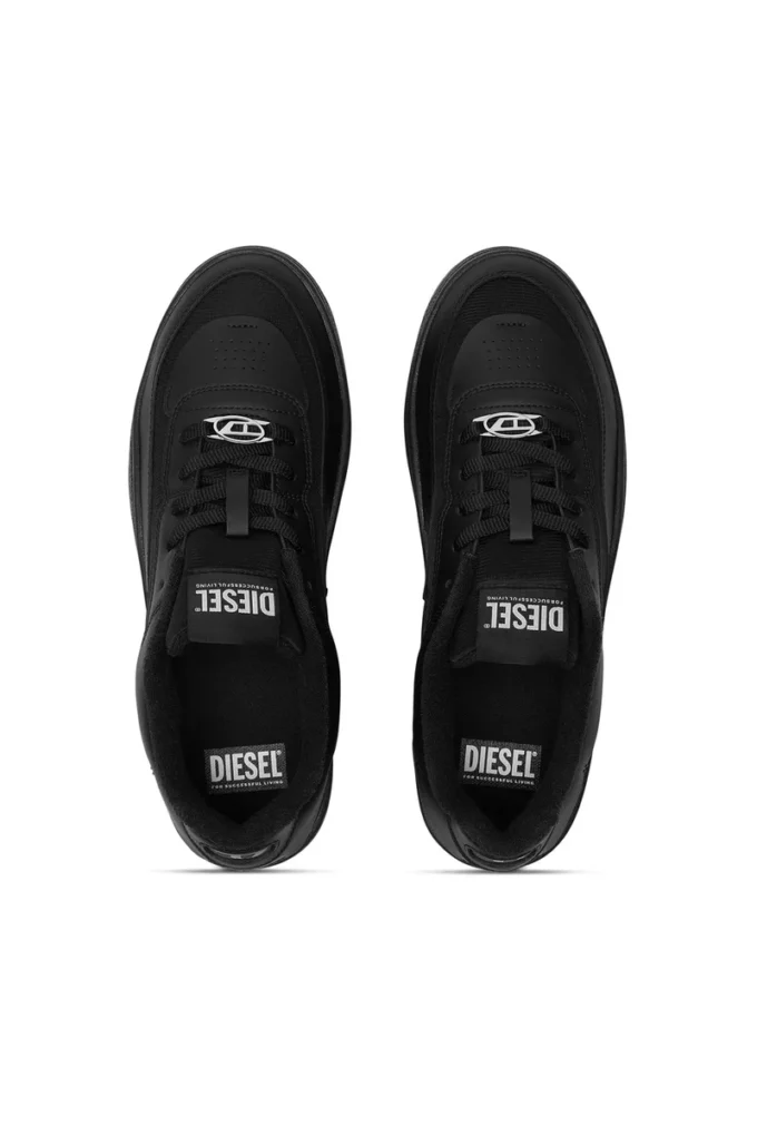 s-oval skate low S-Oval Skate – Lädersneakers med tygpaneler s-oval skate low S-Oval Skate – Lädersneakers med tygpaneler