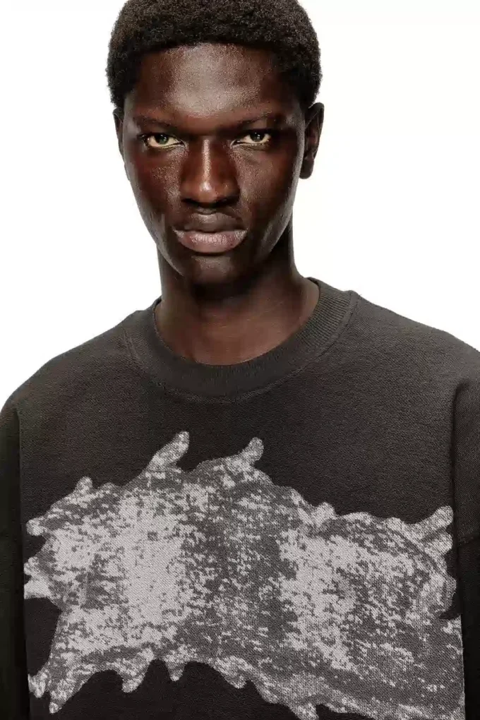 s-valentin-jmbv Sweatshirt med graffititryck