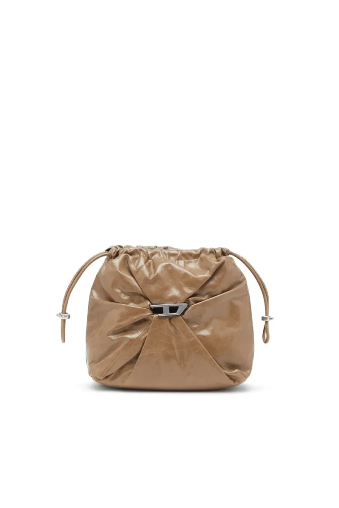 scrunch-d bucket Scrunch-D-Bucket-väska i glänsande skrynkligt läder