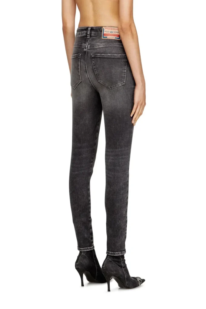 skinny jeans 1984 slandy-high 09l93 Hitta närmaste butik skinny jeans 1984 slandy-high 09l93 Hitta närmaste butik