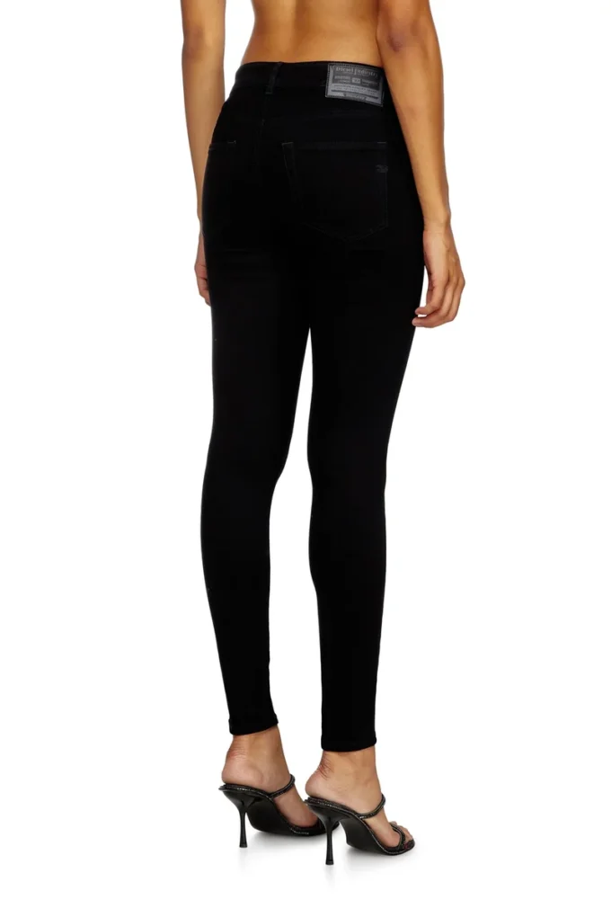 skinny jeans 2017 slandy 069ef Hitta närmaste butik