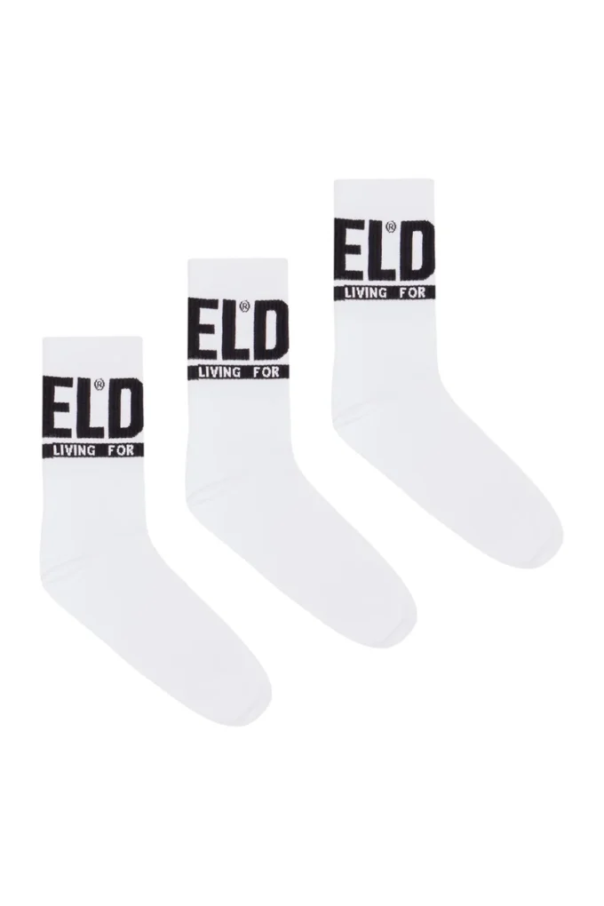 skm-ray-threepack 3-pack strumpor med logotyp på resåren skm-ray-threepack 3-pack strumpor med logotyp på resåren