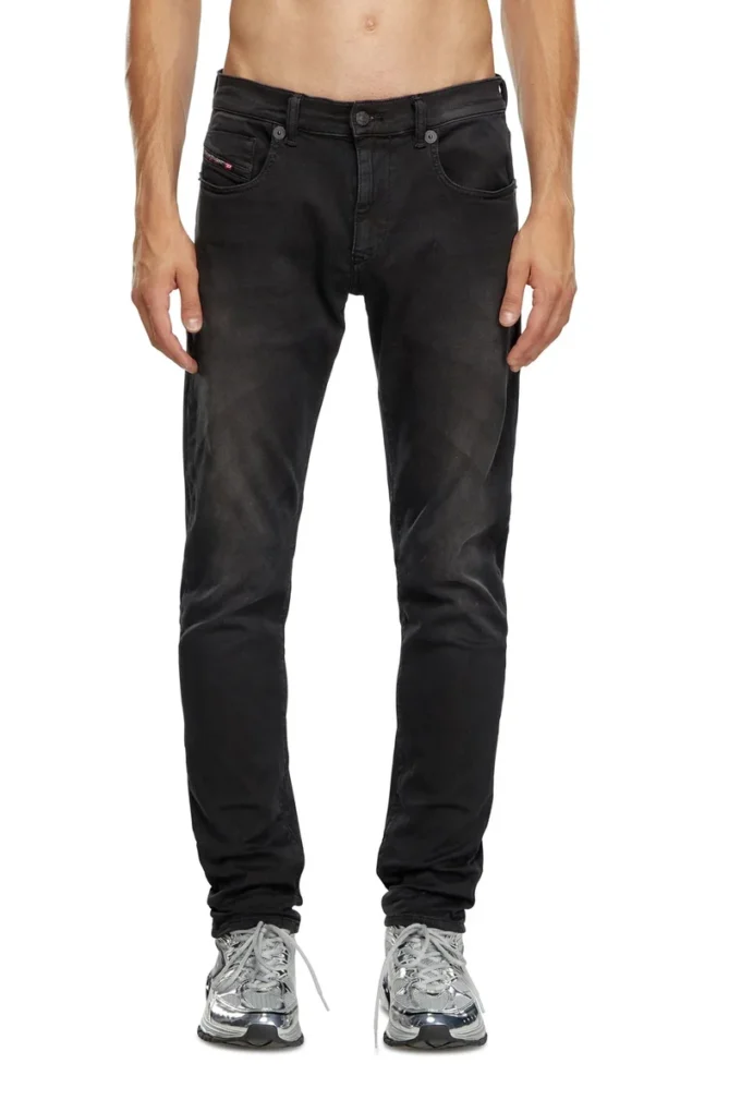 slim 2060 d-strukt joggjeans® 0670m Hitta närmaste butik slim 2060 d-strukt joggjeans® 0670m Hitta närmaste butik