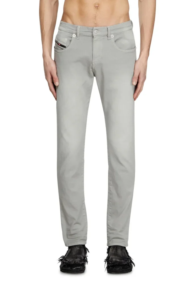 slim 2060 d-strukt joggjeans® 0670m Hitta närmaste butik slim 2060 d-strukt joggjeans® 0670m Hitta närmaste butik