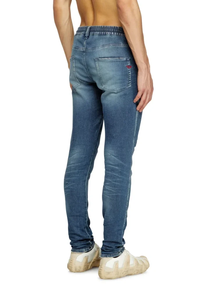 slim 2062 d-strukt joggjeans® 068ry Hitta närmaste butik slim 2062 d-strukt joggjeans® 068ry Hitta närmaste butik