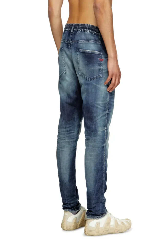 slim 2062 d-strukt joggjeans® 068rz Hitta närmaste butik slim 2062 d-strukt joggjeans® 068rz Hitta närmaste butik