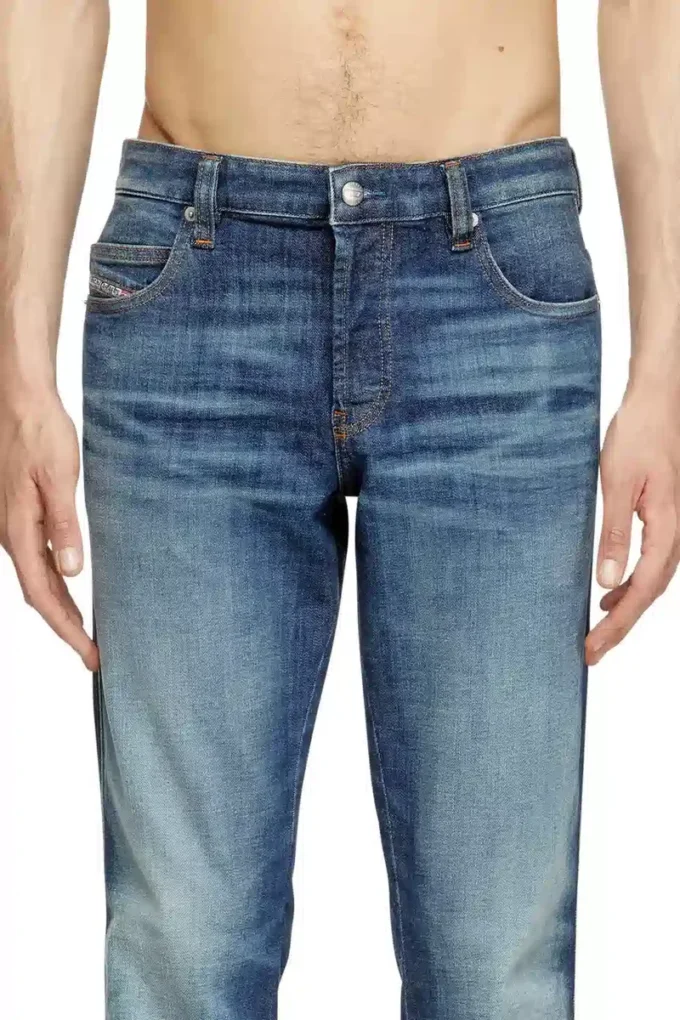 slim jeans 1993 d-vyl 0dbei Hitta närmaste butik