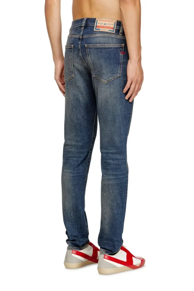 slim jeans 2019 d-strukt 09m16 Hitta närmaste butik slim jeans 2019 d-strukt 09m16 Hitta närmaste butik
