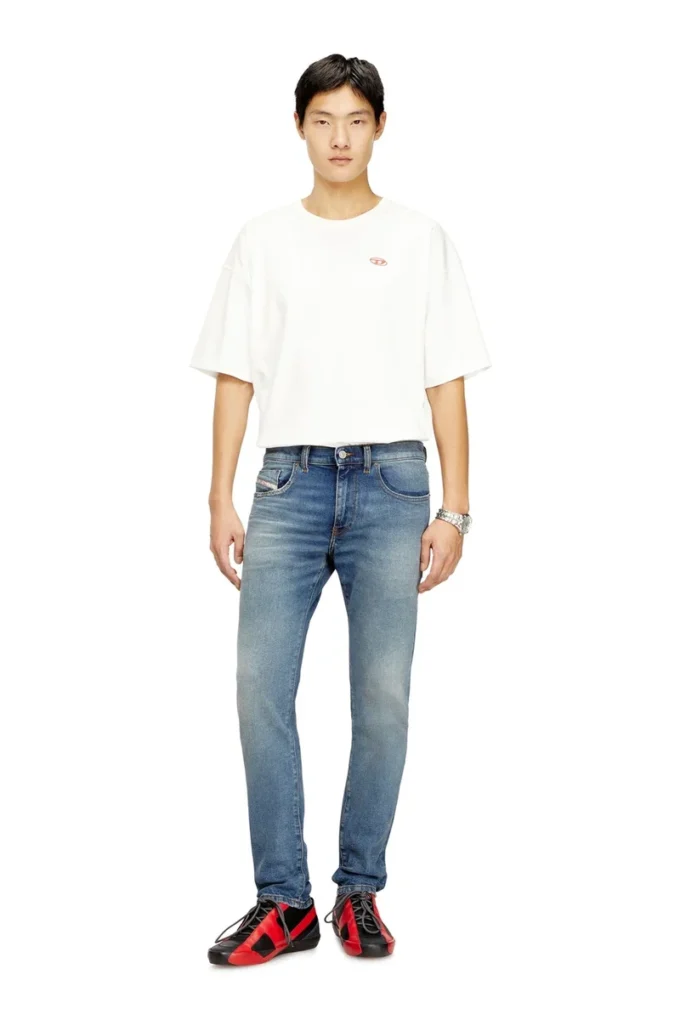 slim jeans 2019 d-strukt 0dbef Hitta närmaste butik slim jeans 2019 d-strukt 0dbef Hitta närmaste butik