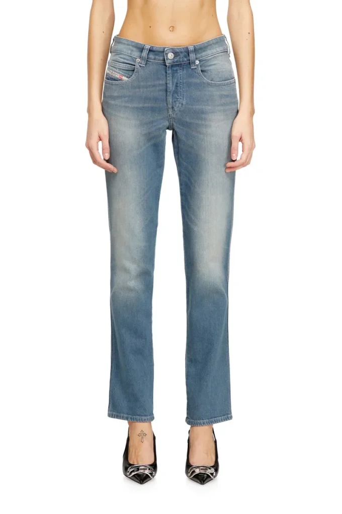 smal jeans 1992 d-jiann 09n75 Hitta närmaste butik smal jeans 1992 d-jiann 09n75 Hitta närmaste butik