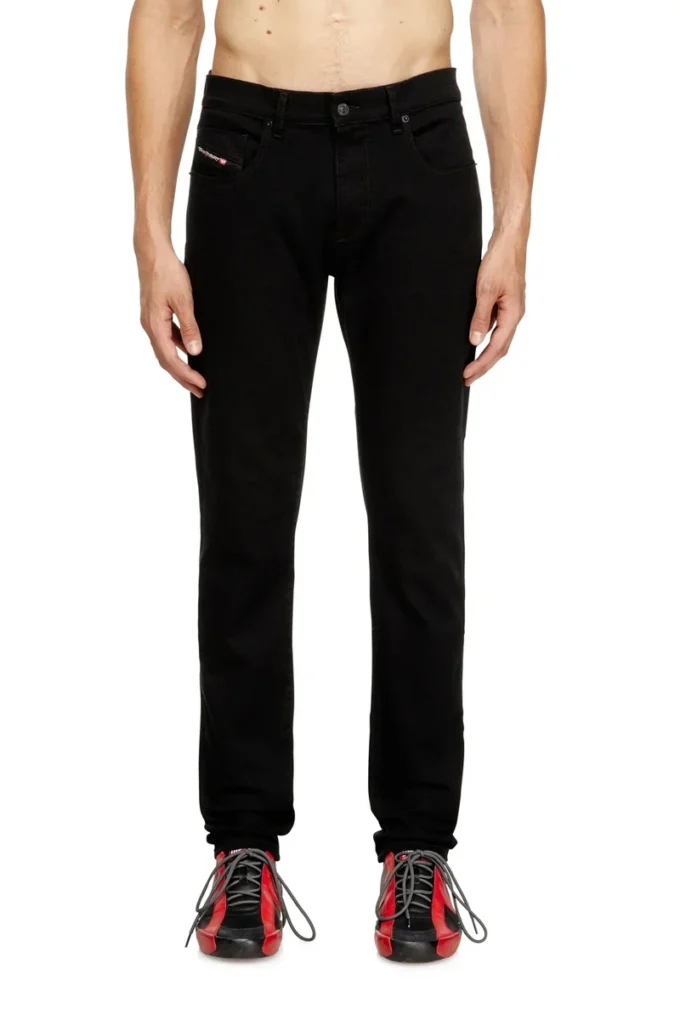 smal jeans 2019 d-strukt 069yp Hitta närmaste butik