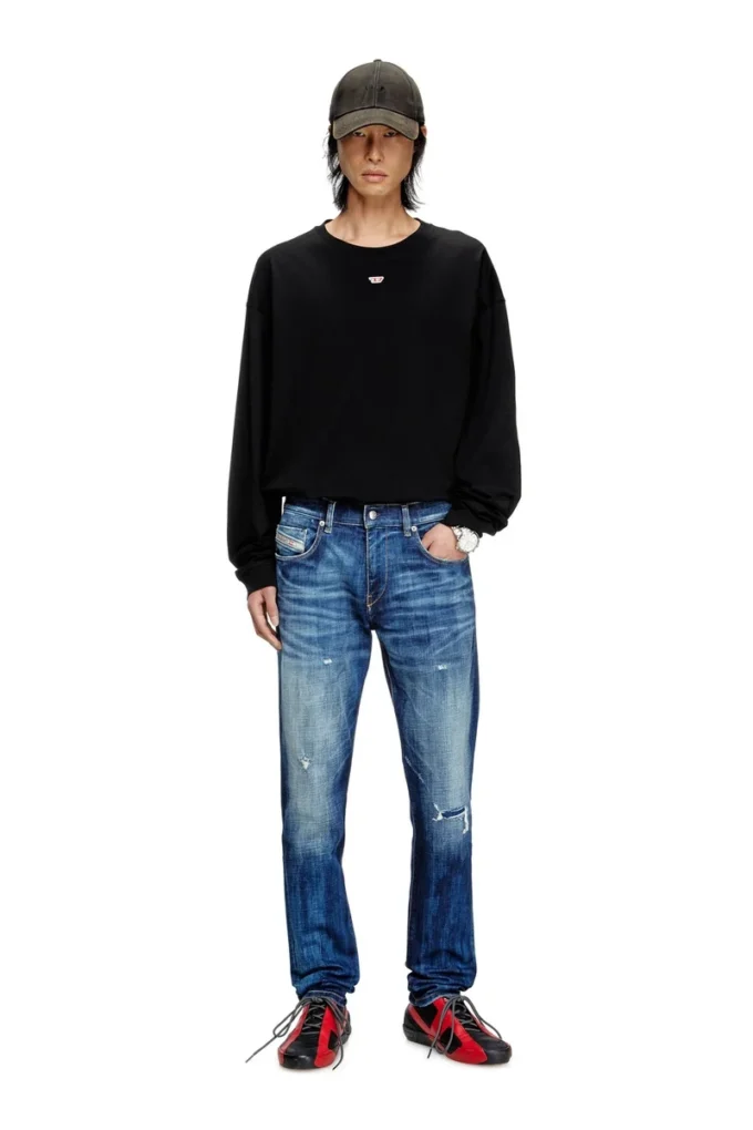 smal jeans 2019 d-strukt 09m17 Hitta närmaste butik