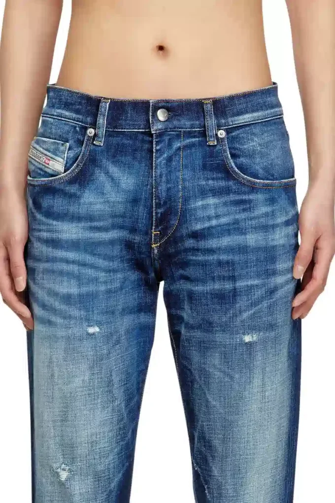 smal jeans 2019 d-strukt 09m17 Hitta närmaste butik