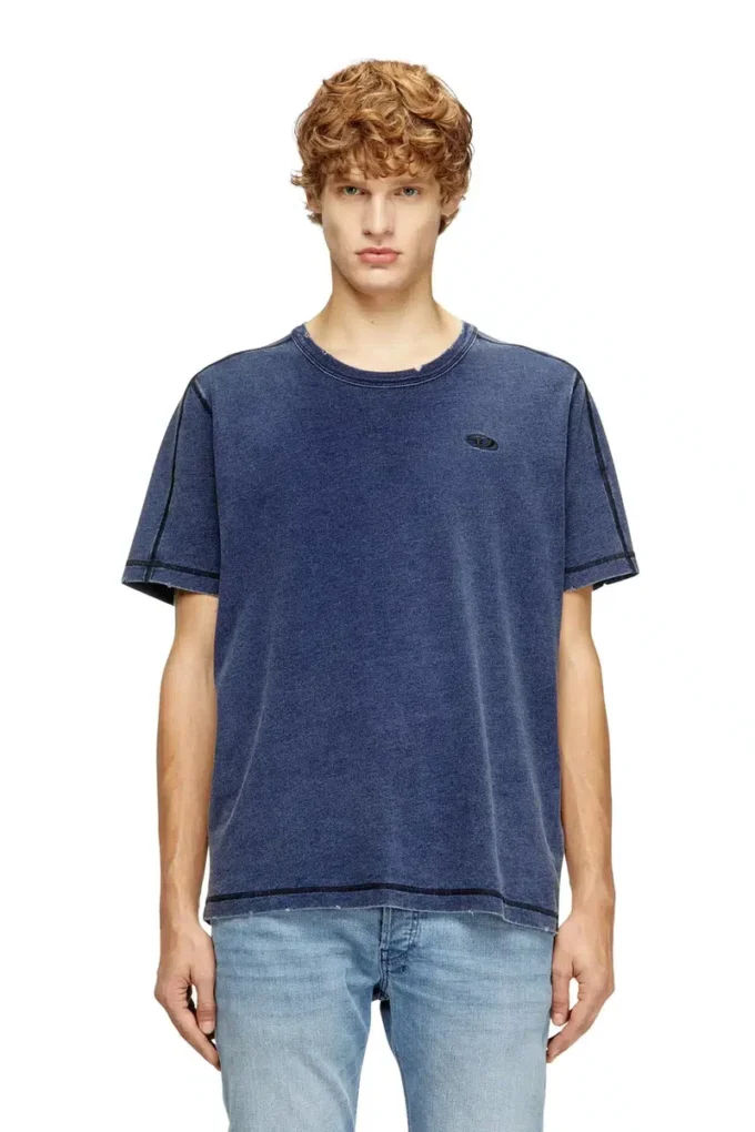 t-adjind-new Sliten T-shirt med denimeffekt t-adjind-new Sliten T-shirt med denimeffekt
