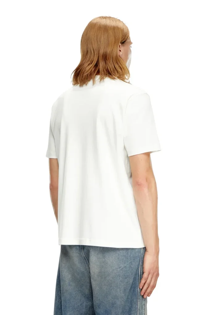 t-adjust-doval-pj T-shirt med oval D-patch t-adjust-doval-pj T-shirt med oval D-patch