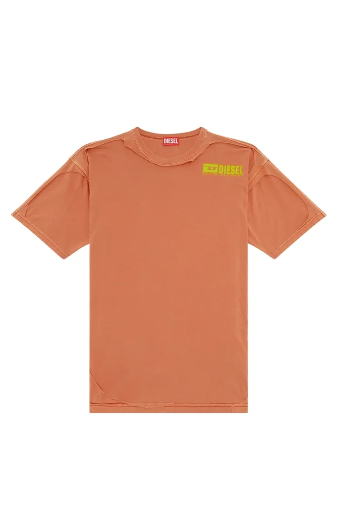 t-boxt-dbl T-shirt med sliten peel-off-effekt t-boxt-dbl T-shirt med sliten peel-off-effekt
