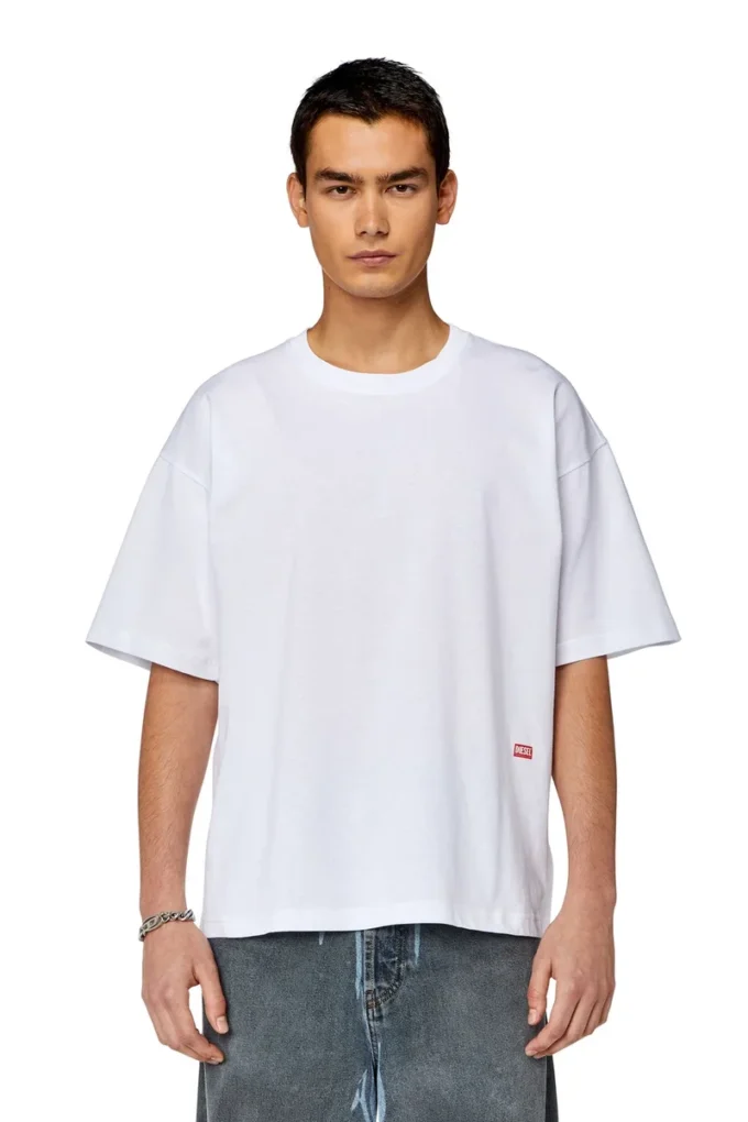 t-boxt-n11 T-shirt med fototryckt logotyp t-boxt-n11 T-shirt med fototryckt logotyp