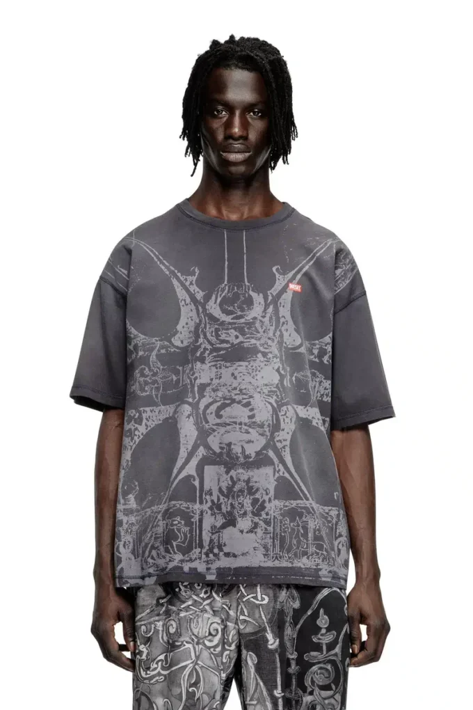 t-boxt-t13 T-shirt med tonalt medeltida tryck t-boxt-t13 T-shirt med tonalt medeltida tryck