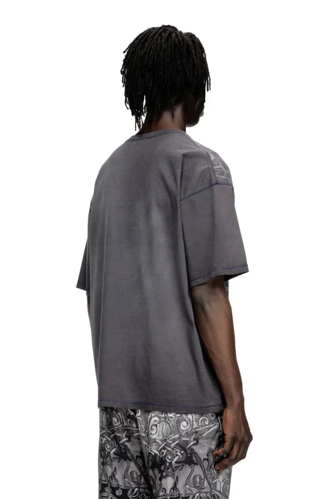 t-boxt-t13 T-shirt med tonalt medeltida tryck t-boxt-t13 T-shirt med tonalt medeltida tryck