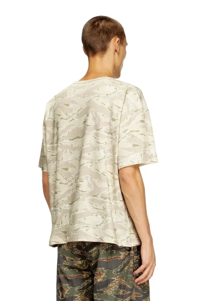 t-boxt-t14 Camo-T-shirt med örntryck t-boxt-t14 Camo-T-shirt med örntryck