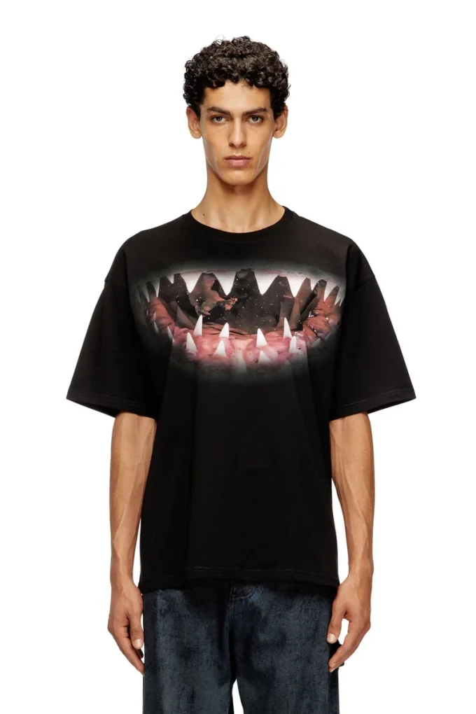 t-boxt-t21 Bomullst-shirt med hajmunstryck t-boxt-t21 Bomullst-shirt med hajmunstryck