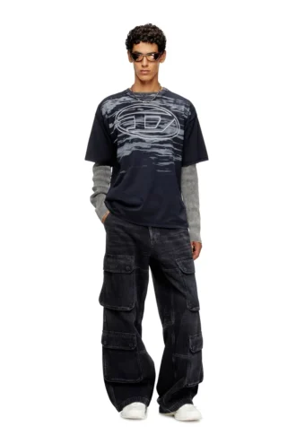 t-boxt-t5 Bomullst-shirt med Oval D-tryck