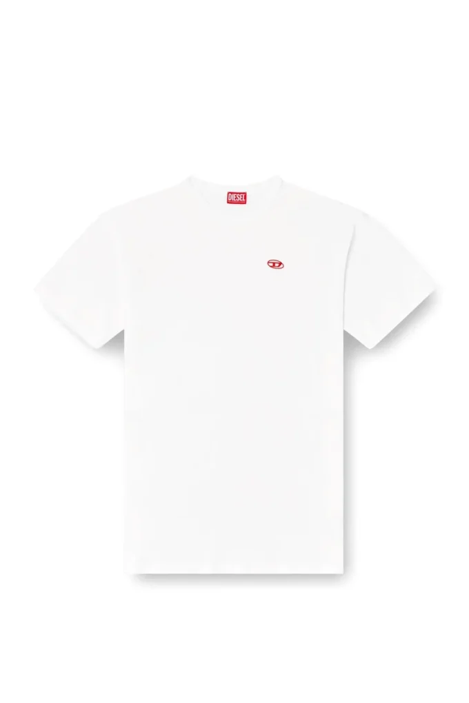 t-boxt-t6 T-shirt med röd oval D t-boxt-t6 T-shirt med röd oval D