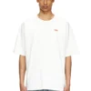 t-boxt-t6 T-shirt med röd oval D t-boxt-t6 T-shirt med röd oval D